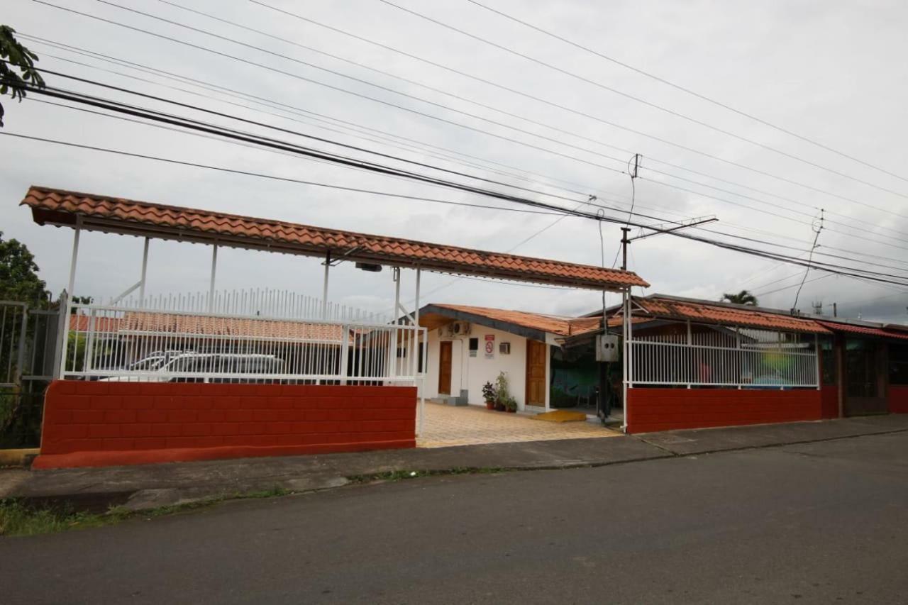 Hotel El Volcan La Fortuna Exteriör bild